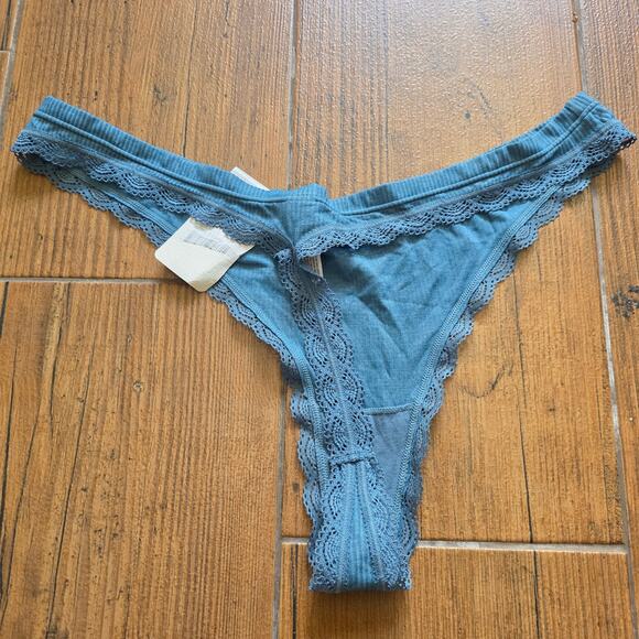 New B'tempted women's xl blue thong underwear - Picture 4 of 5